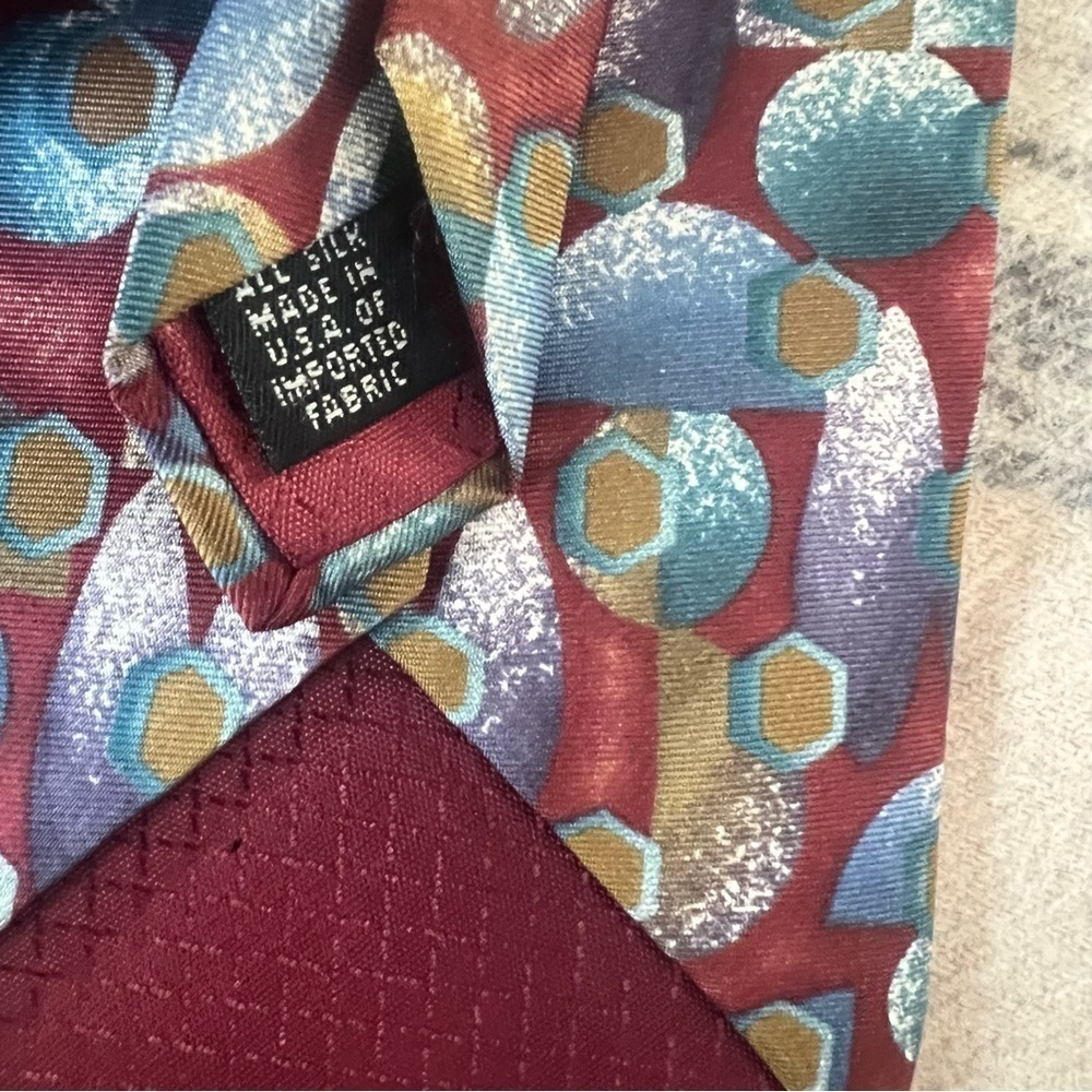 Christian Dior Hexagonal Abstract Print Neck Tie - image 4